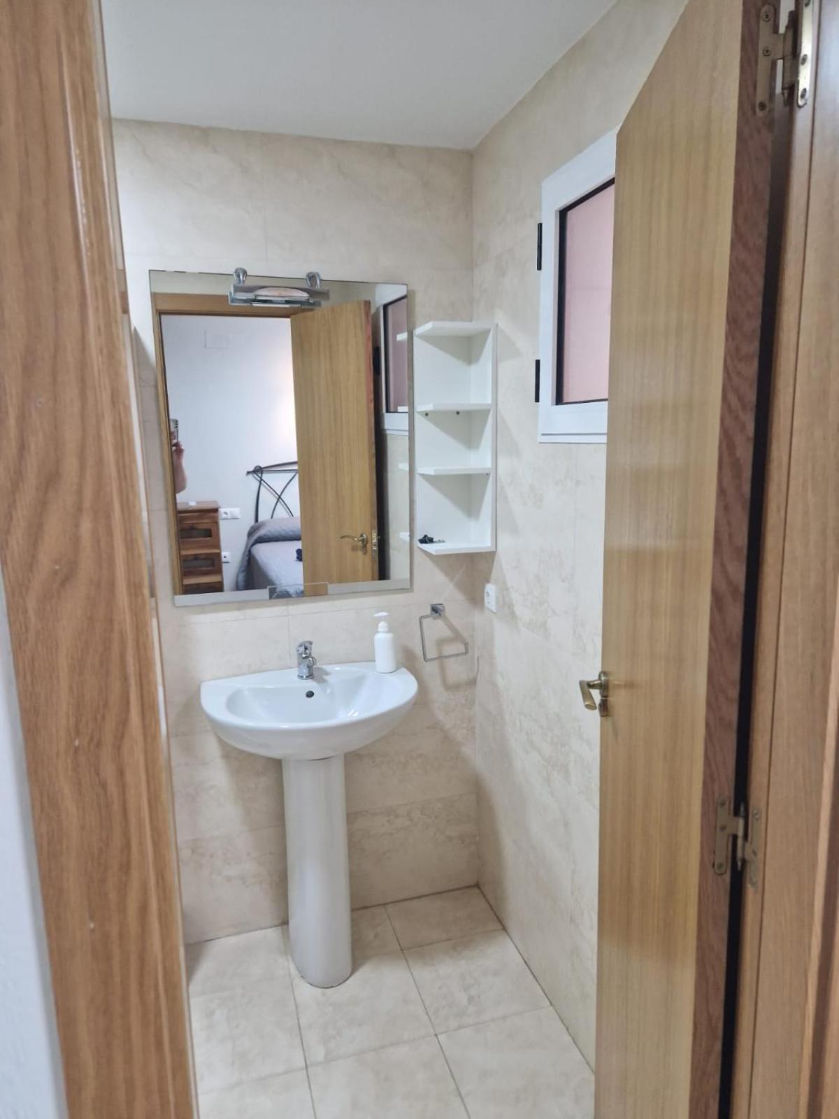 En El Paseo Maritimo, A Escasos Metros Del Mar Apartment El Campello